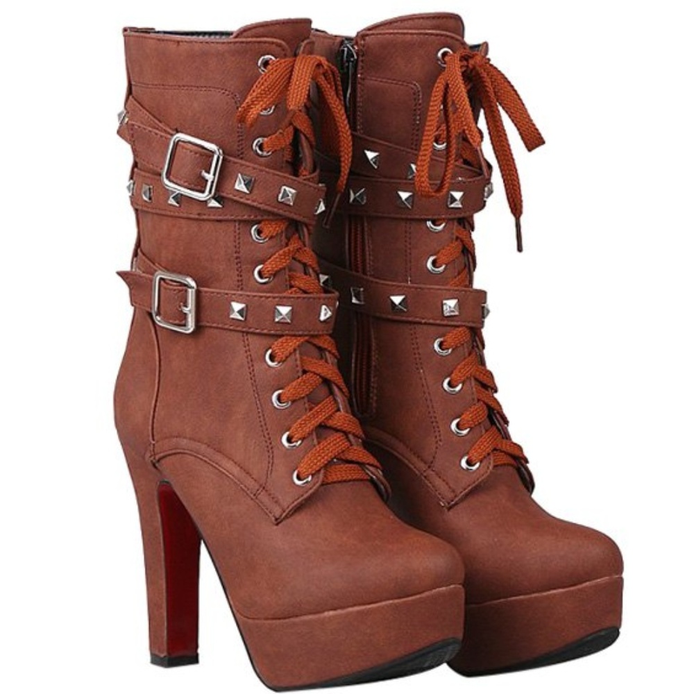VERO CUOIO CHUNKY PLATFORM STUDDED ANKLE BOOTS